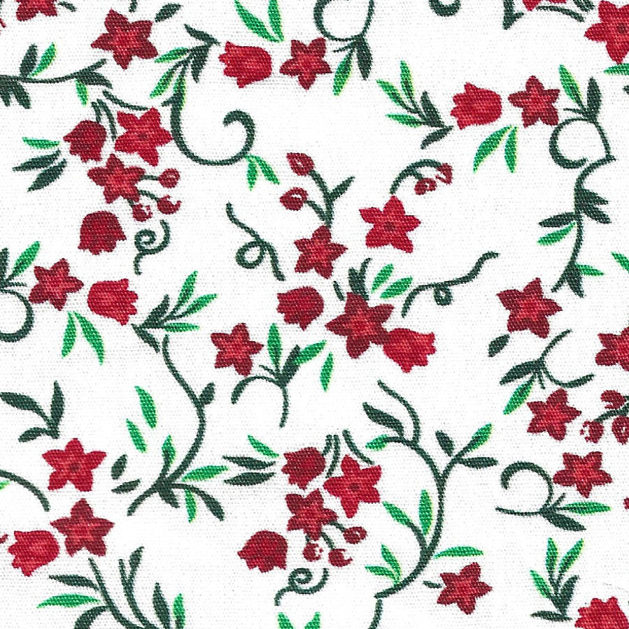 Christmas Floral | Quarter Yard Listing